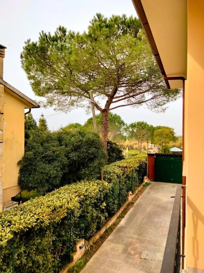 Villa Valentina Madonna dellʼAcqua 0*,